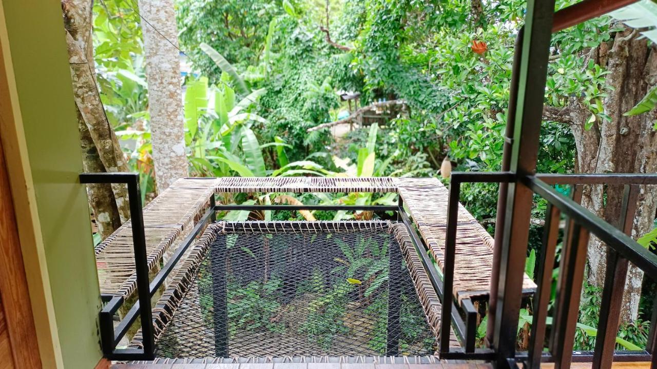 Nua Tone Resort Bang Tao & Cafe Esterno foto