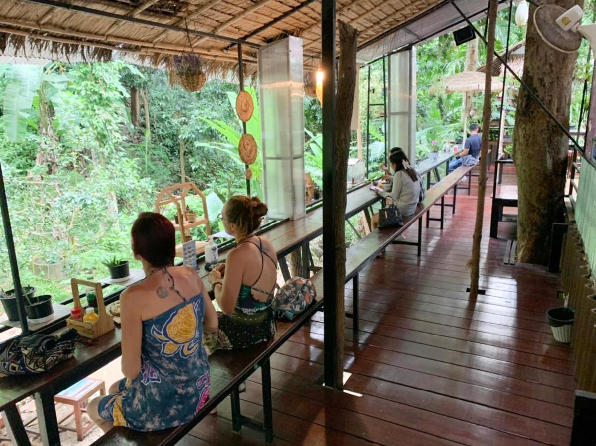 Nua Tone Resort Bang Tao & Cafe Esterno foto