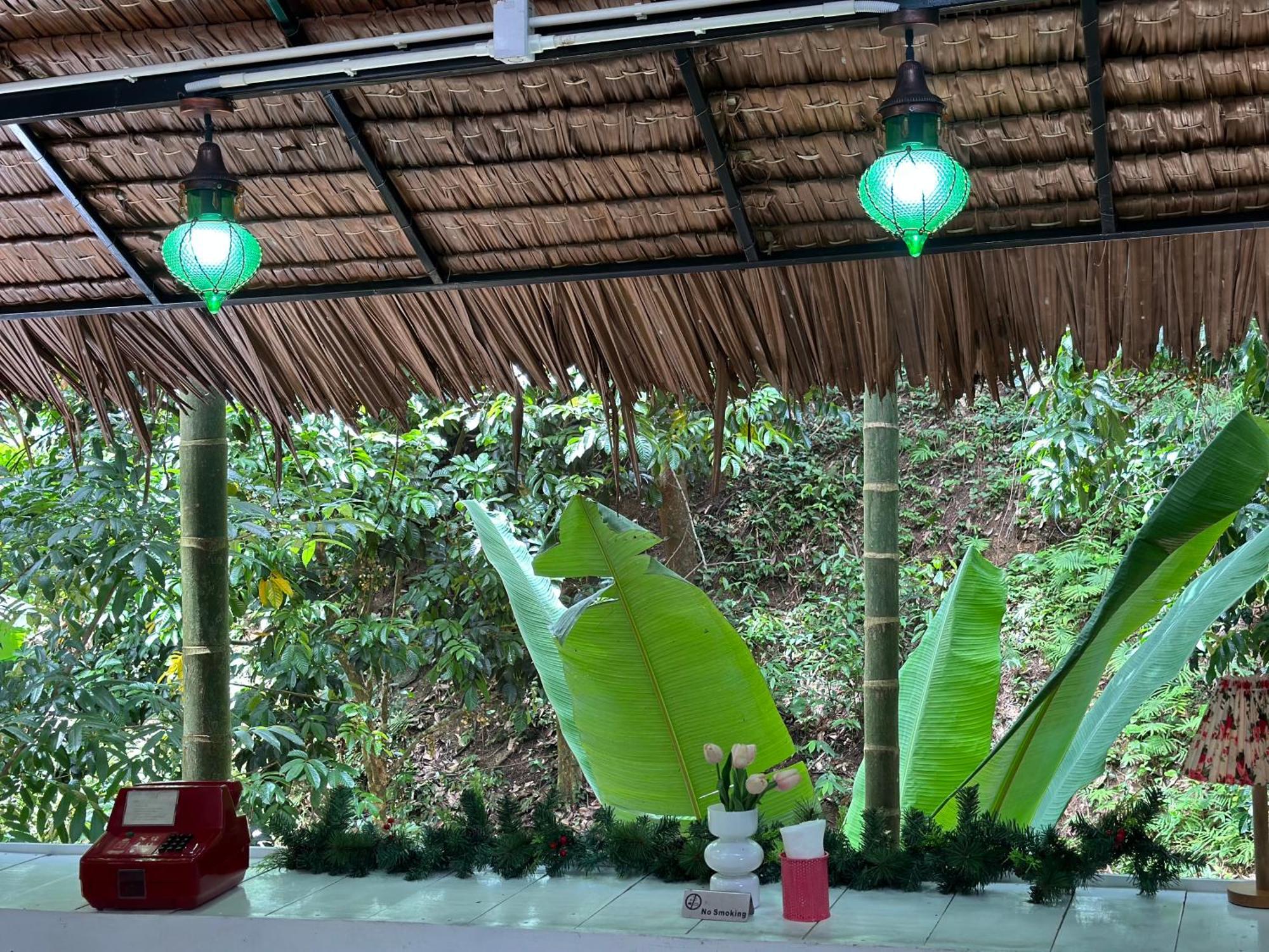 Nua Tone Resort Bang Tao & Cafe Esterno foto